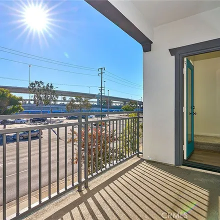 Rent this 4 bed apartment on Orangethorpe Avenue in Fullerton, CA 92837