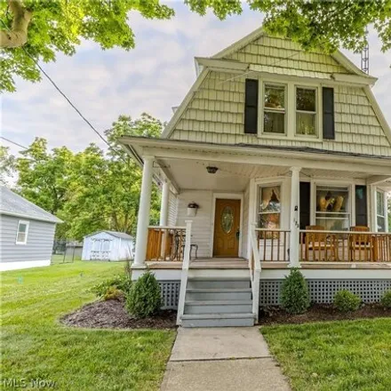 Buy this 3 bed house on 125 Center St in Seville, Ohio