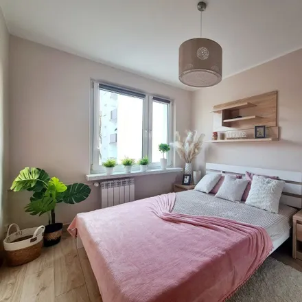 Rent this 2 bed apartment on Bracka 35a in 91-709 Łódź, Poland