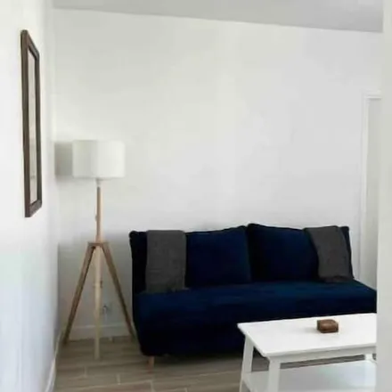 Rent this 1 bed apartment on 93300 Aubervilliers