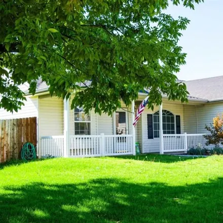 Buy this 3 bed house on 17599 North Parkdale Avenue in Nampa, ID 83687