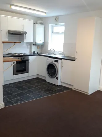 Image 3 - Springboard Tuition / Bramley Bank Short Stay School, 170 Sanderstead Road, London, CR2 0LY, United Kingdom - Apartment for rent