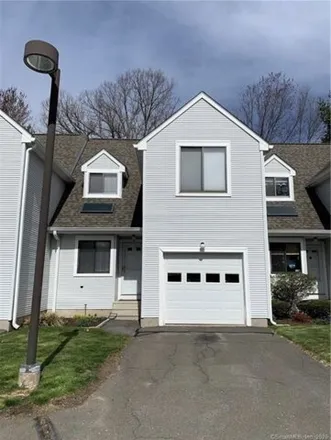 Rent this 2 bed house on 8 Stream Ct Unit 8 in Farmington, Connecticut
