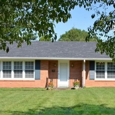 Image 1 - 820 Richland Drive, Briarwood Manor, Bowling Green, KY 42103, USA - House for sale