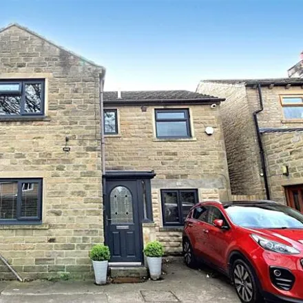 Buy this 3 bed house on Higson Court in Lascelles Hall, HD5 9TG