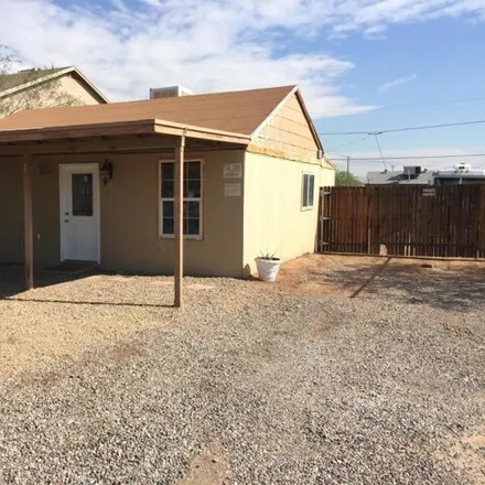 Rent this 3 bed house on 1753 South 28th Drive in Phoenix, AZ 85009