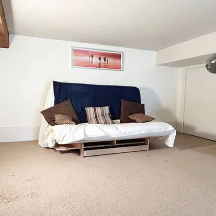 Rent this 1 bed apartment on Huddersfield Road in Rastrick, HD6 3RU
