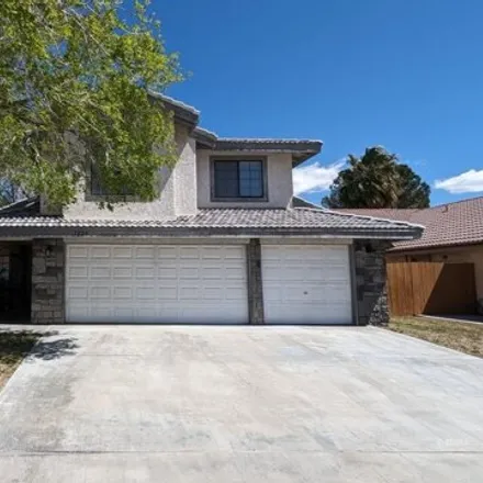 Buy this 3 bed house on 1254 Mayflower Circle in Ridgecrest, CA 93555