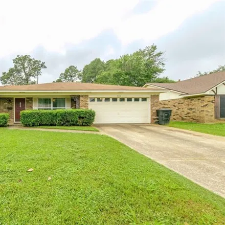 Buy this 3 bed house on Bellaire Elementary School in 1310 Bellaire Boulevard, Bellaire
