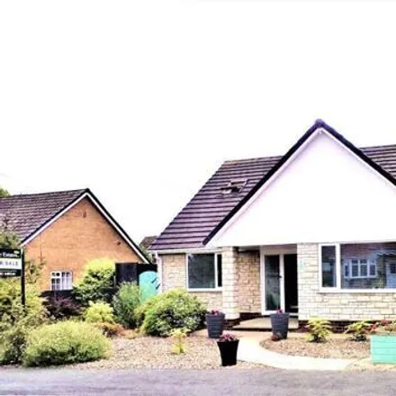 Buy this 4 bed house on Elloughton Grove in Cottingham, HU16 5JR