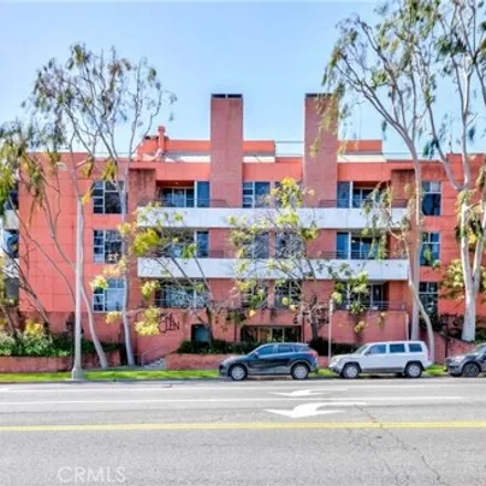 Buy this 2 bed condo on Saint Timothy Catholic Church in West Pico Boulevard, Los Angeles