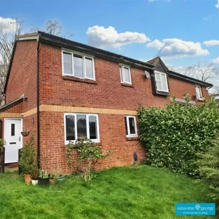 Buy this 1 bed house on Huscarle Way in Purley on Thames, RG31 6GE