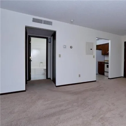 Image 6 - Park View Terrace Condominium, Oxford Street North, Roseville, MN 55113, USA - Condo for sale