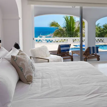 Rent this 3 bed house on Cabo San Lucas in Ampliación Mariano Matamoros, 23468 Cabo San Lucas