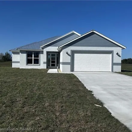 Buy this 3 bed house on Blue Heron Drive in Highlands County, FL 33876
