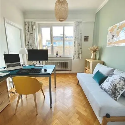 Rent this 2 bed apartment on Avenue Ernestine - Ernestinelaan 15 in 1050 Ixelles - Elsene, Belgium