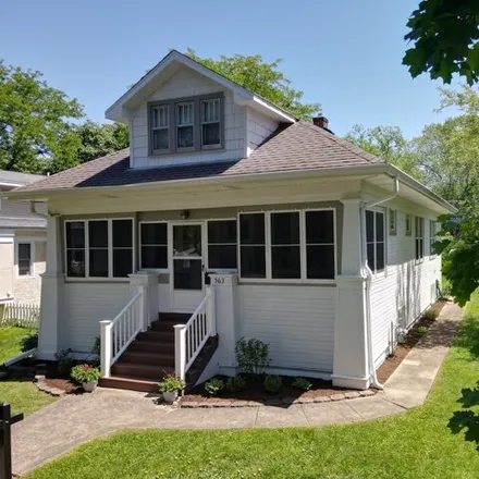 Buy this 3 bed house on 536 East Hill Street in Barrington, IL 60010