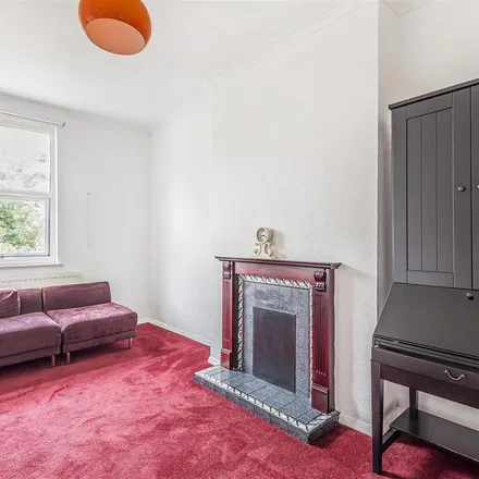 Image 2 - Connaught Road, London, NW10 9AG, United Kingdom - Apartment for rent