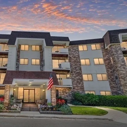 Buy this 2 bed condo on 3384 Carriage Way Drive in Arlington Heights, IL 60004
