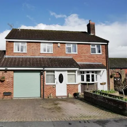 Buy this 4 bed house on Quemerford in Calne, SN11 8JT