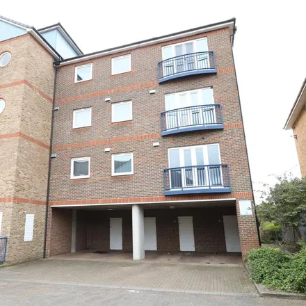 Rent this 2 bed apartment on Argent Street in Grays, RM17 6TA