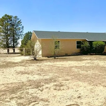 Image 2 - 5981 Milliron Road, Eddy County, NM 88220, USA - House for sale