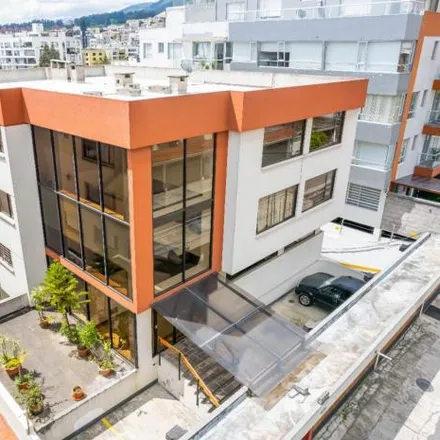 Buy this 3 bed apartment on Pedro Sarmiento De Gamboa OE4-182 in 170521, Quito