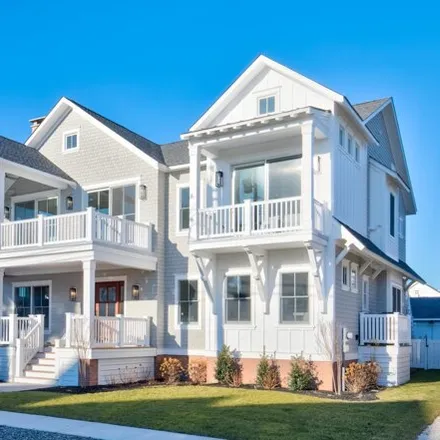 Buy this 7 bed house on 170 107th Street in Stone Harbor, Cape May County