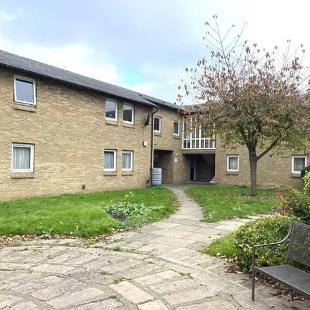 Rent this 1 bed apartment on 6 Coronation Street in Cambridge, CB2 1HJ