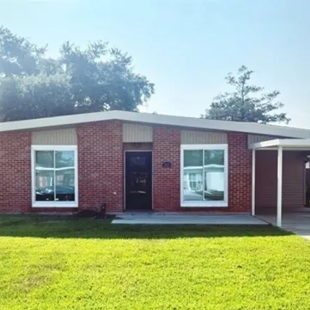 Rent this 3 bed house on 808 Cynthia Avenue in Metairie, LA 70003