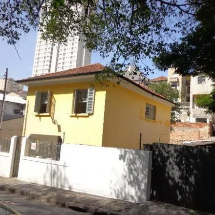 Rent this 4 bed house on Rua Oliveira Peixoto 186 in Aclimação, São Paulo - SP
