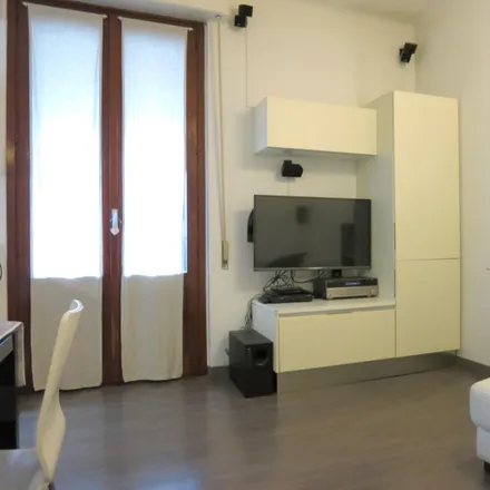 Image 8 - 2-Bedroom apartment near Romolo metro station  Milan 20142 - Apartment for rent