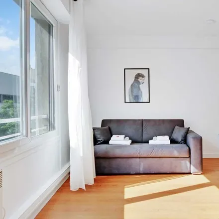 Image 4 - 51 Rue Olivier de Serres, 75015 Paris, France - Apartment for rent