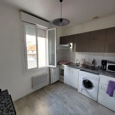 Rent this 1 bed apartment on 3 Rue de la Cathédrale in 64400 Oloron-Sainte-Marie, France
