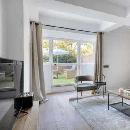 Rent this 2 bed apartment on Calle del Príncipe de Vergara in 113, 28002 Madrid