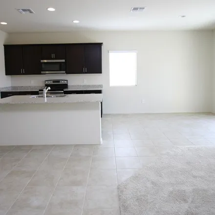 Image 1 - North Wildrose Drive, Marana, AZ 85653, USA - Apartment for rent