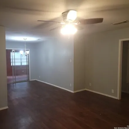 Image 3 - 6108 Evers Road, Leon Valley, Bexar County, TX 78238, USA - Apartment for rent