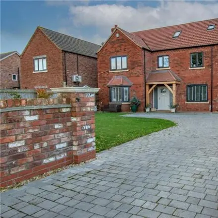 Buy this 6 bed house on Holton Road in Tetney, DN36 5LS