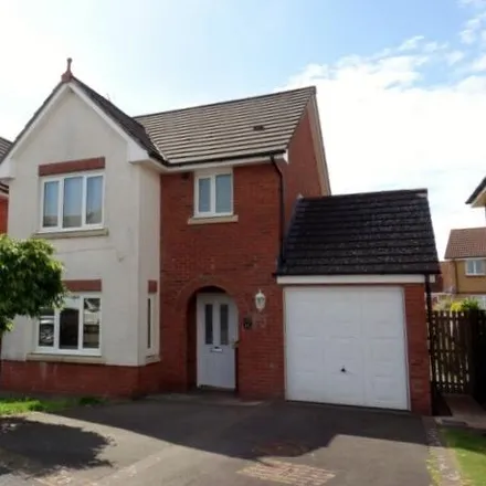 Rent this 3 bed house on Barnhill Place in Dumfries, DG2 9HP