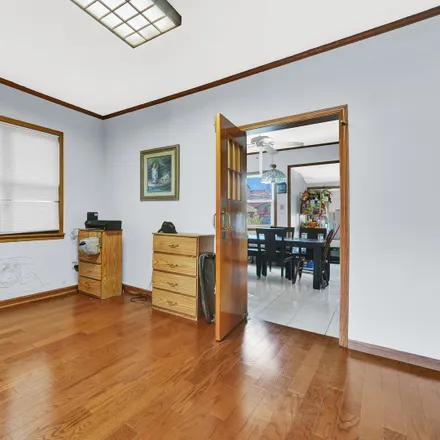 Image 7 - 5110 South Troy Street, Chicago, IL 60632, USA - House for sale
