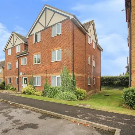 Rent this 1 bed apartment on Bridgewater Court in Langley, SL3 8JX