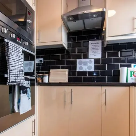 Rent this 7 bed apartment on 406 Harrow Road in London, W9 2HU