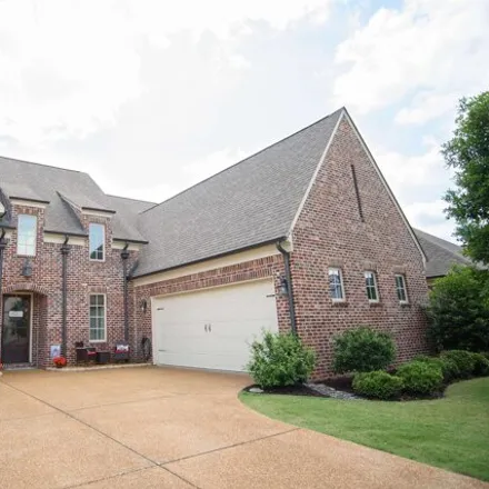 Buy this 4 bed house on 981 Shanborne Lane in Collierville, TN 38017