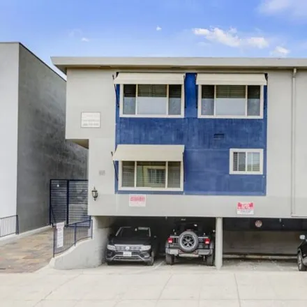 Rent this studio house on Curson / Romaine in North Curson Avenue, West Hollywood