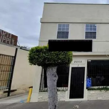 Buy this studio townhouse on 2048 West Florence Avenue in Los Angeles, CA 90047