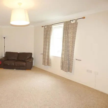 Image 5 - Redgrave Close, Gateshead, NE8 3JE, United Kingdom - Apartment for rent