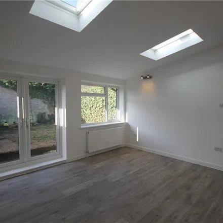 Rent this 4 bed apartment on 41 Guildford Park Avenue in Guildford, GU2 7NJ
