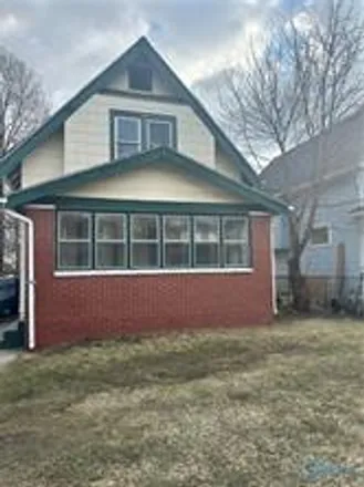 Rent this 3 bed house on 4028 Vermaas Ave