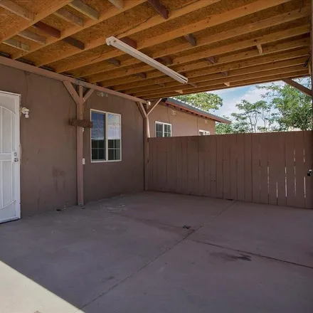 Image 4 - 601 Heather Lane Southwest, South Valley, NM 87105, USA - House for sale