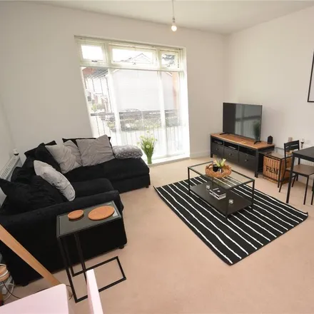 Rent this 2 bed apartment on Grace Bartlett Gardens in Chelmsford, CM2 9BJ